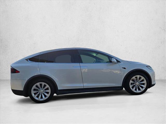 Used 2020 Tesla Model X Long Range AWD/4WD video 4
