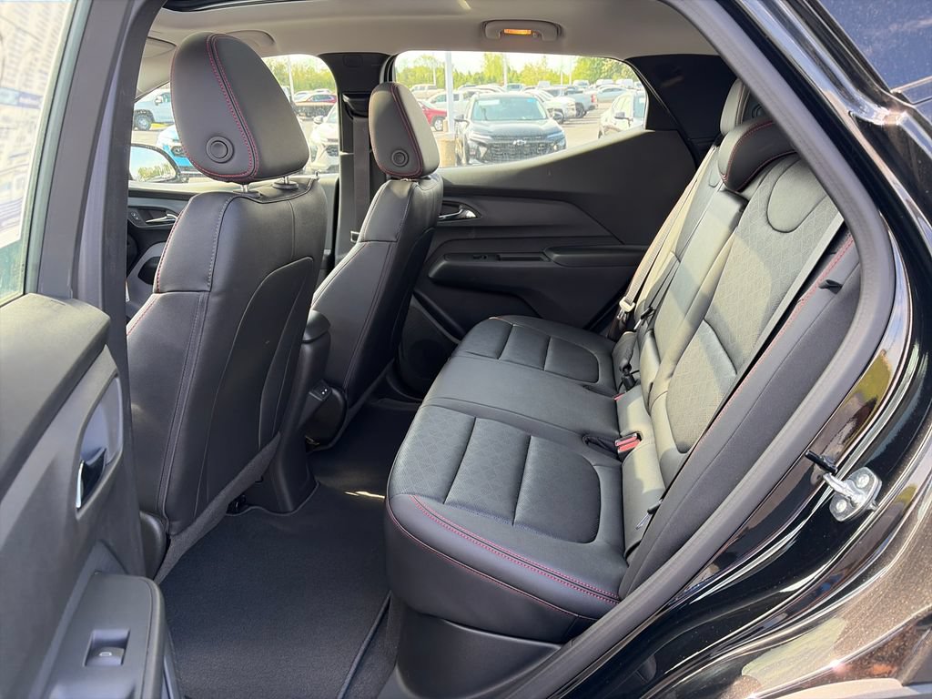New 2027 Chevrolet Bolt RS w/ Technology Package FWD image 25