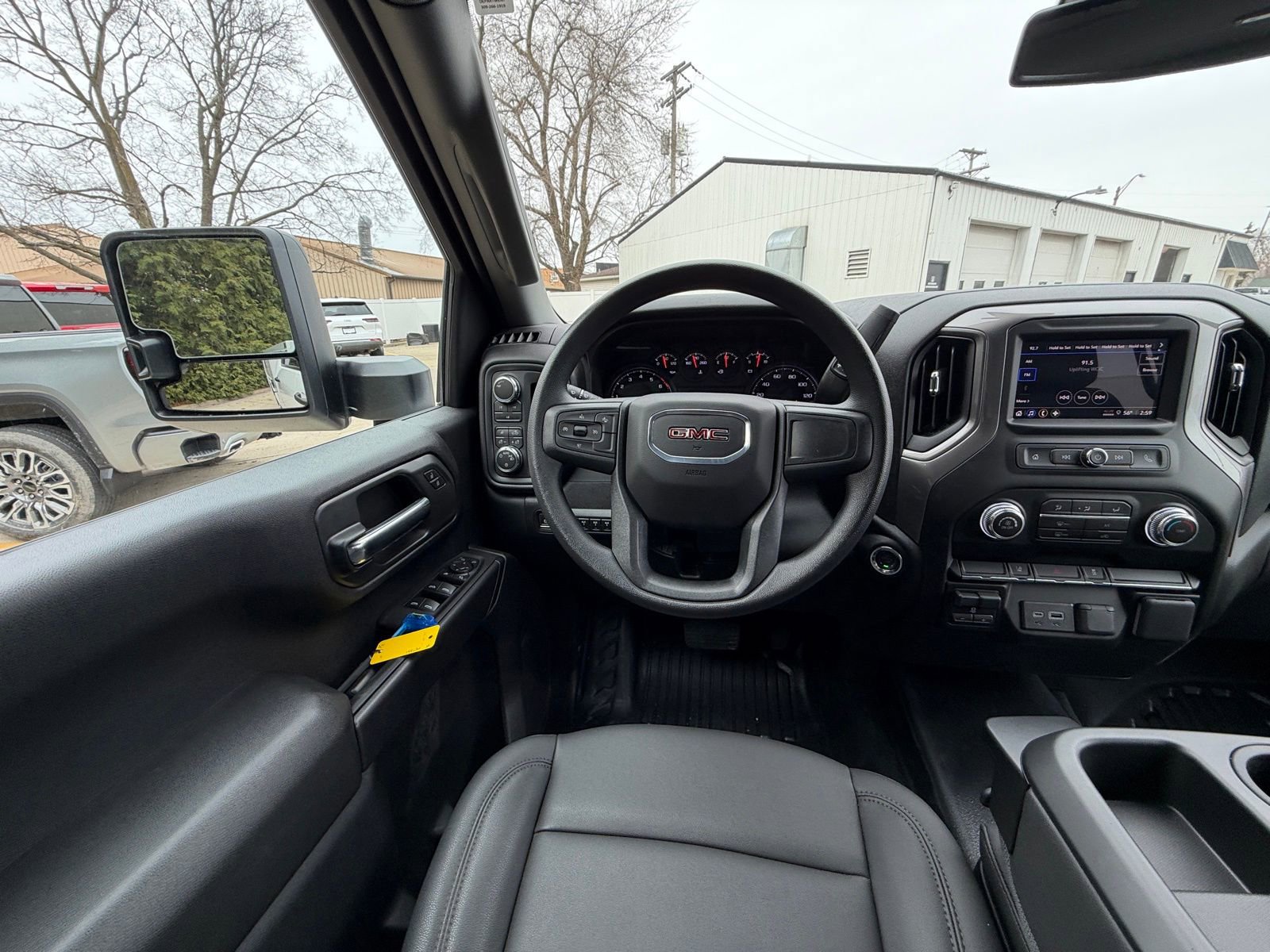 New 2026 GMC Sierra 2500 Pro w/ Convenience Package image 2