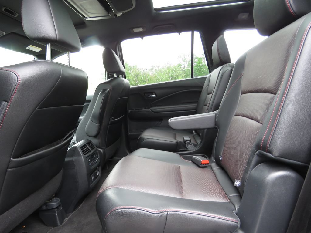 Used 2022 Honda Pilot Black Edition image 21