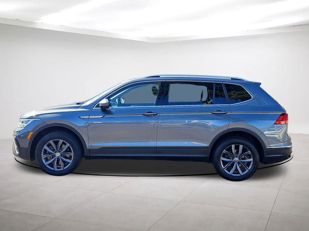 Used 2022 Volkswagen Tiguan SE image 4