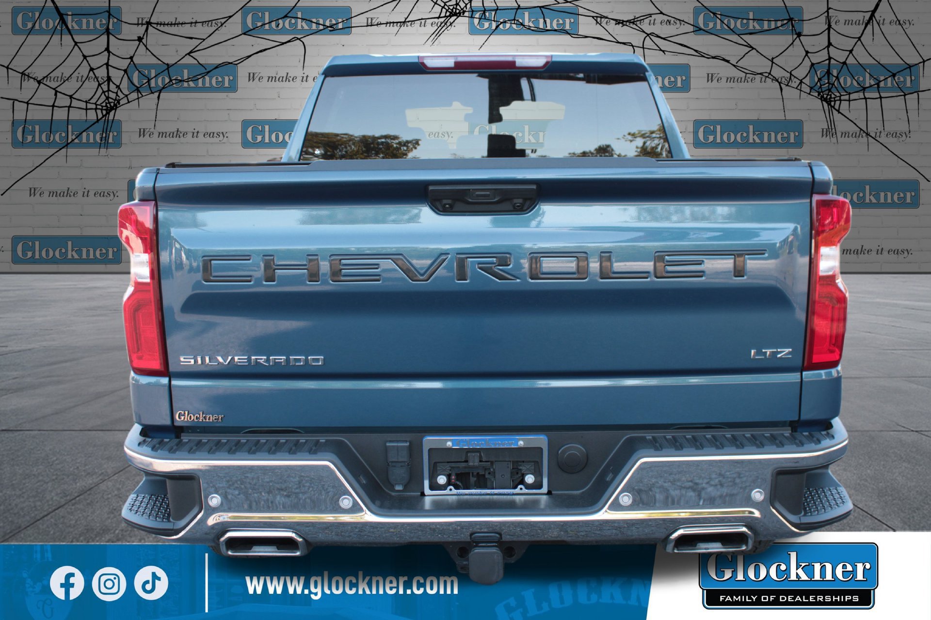 Used 2024 Chevrolet Silverado 1500 LTZ w/ Z71 Off-Road Package AWD/4WD image 7