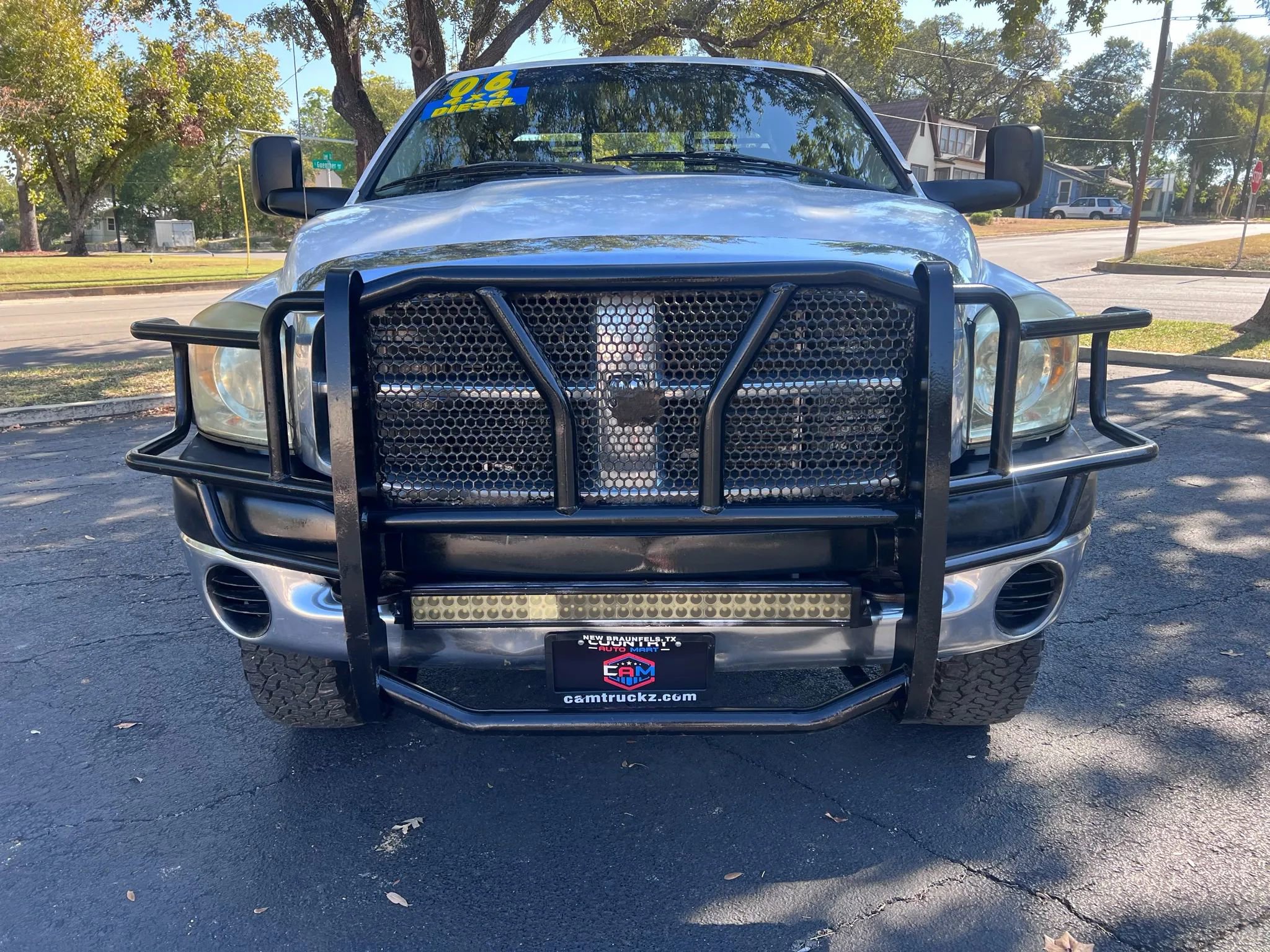 Used 2006 Dodge Ram 2500 Truck ST image 2