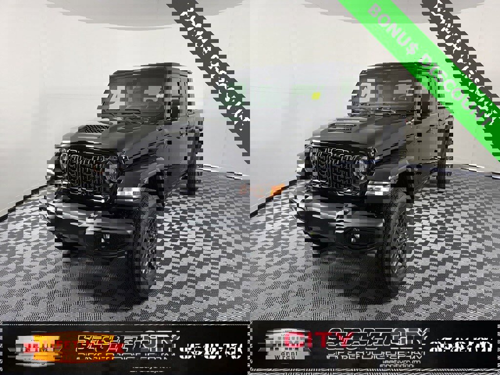 New 2025 Jeep Gladiator Sport image 3