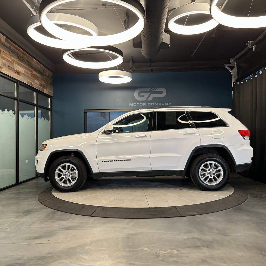 Used 2018 Jeep Grand Cherokee Laredo image 6