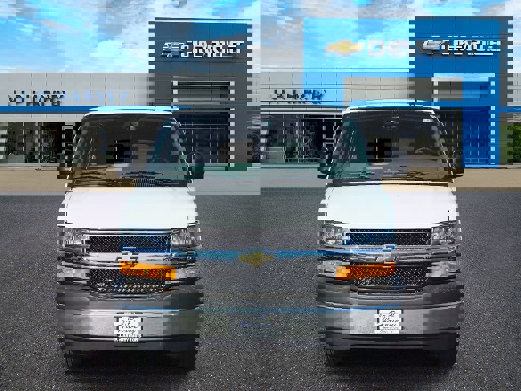 New 2025 Chevrolet Express 3500 Extended w/ Driver Convenience Package image 2