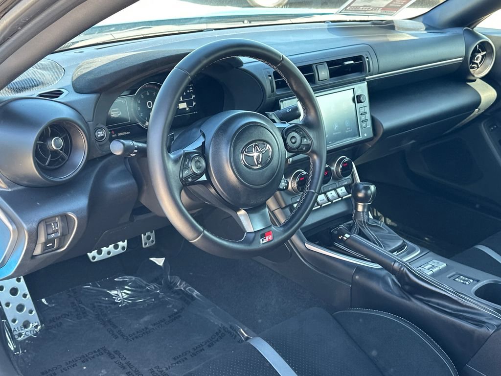 Used 2023 Toyota GR86 Premium RWD image 16
