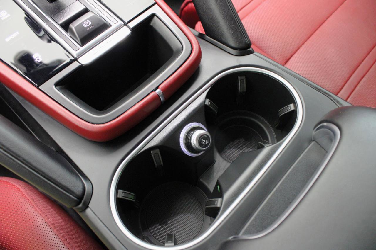 Used 2021 Porsche Cayenne image 64