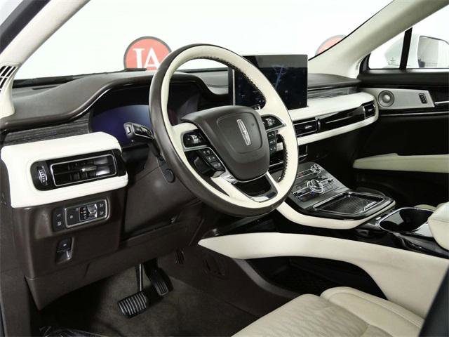 Used 2021 Lincoln Nautilus Black Label w/ Class II Trailer Tow Package image 17