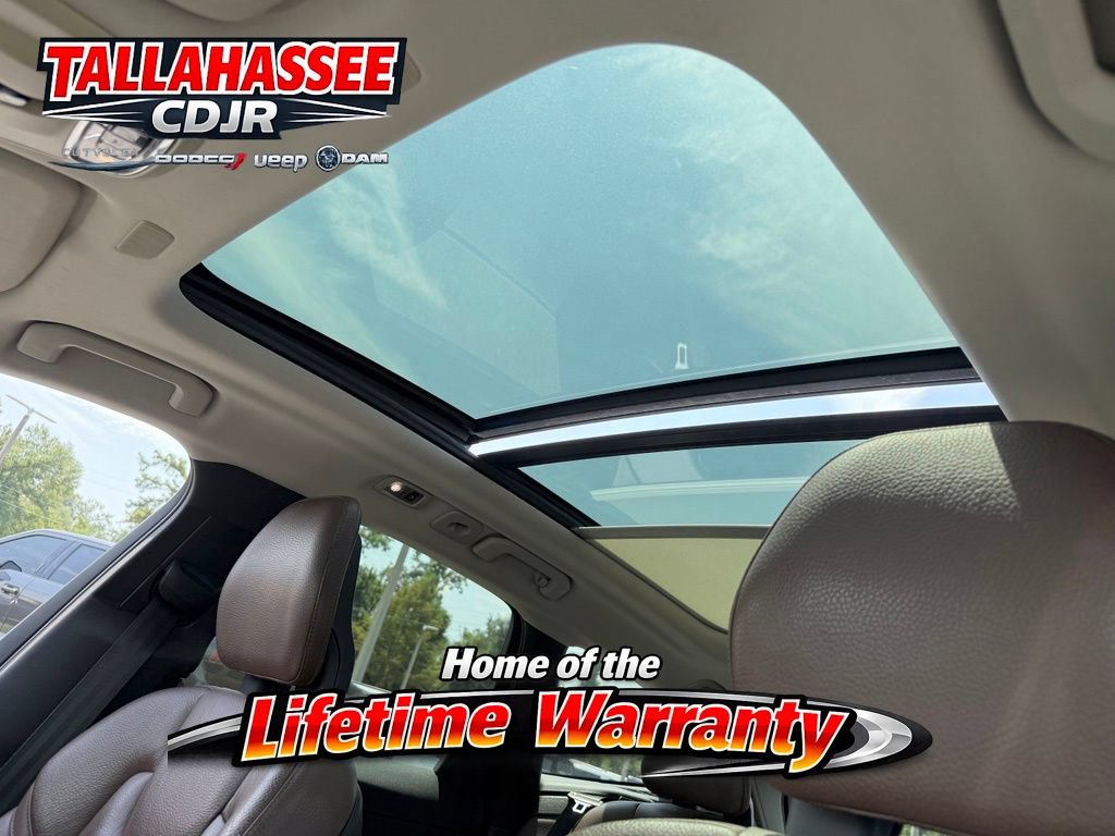 Used 2018 Volvo XC60 T5 Momentum w/ Vision Package AWD/4WD image 24