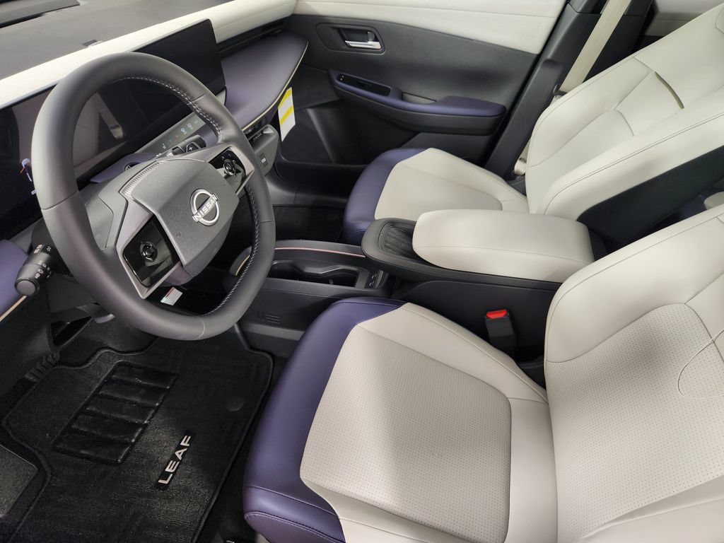New 2026 Nissan Leaf SV+ w/ Illuminated Package FWD image 12