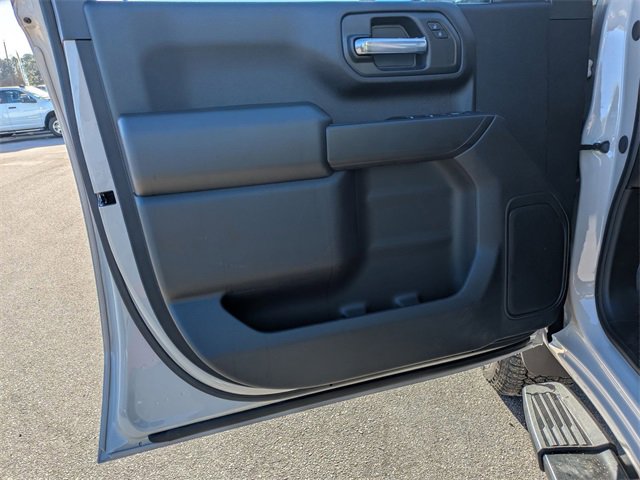 New 2026 Chevrolet Silverado 2500 Custom w/ Custom Value Package image 9