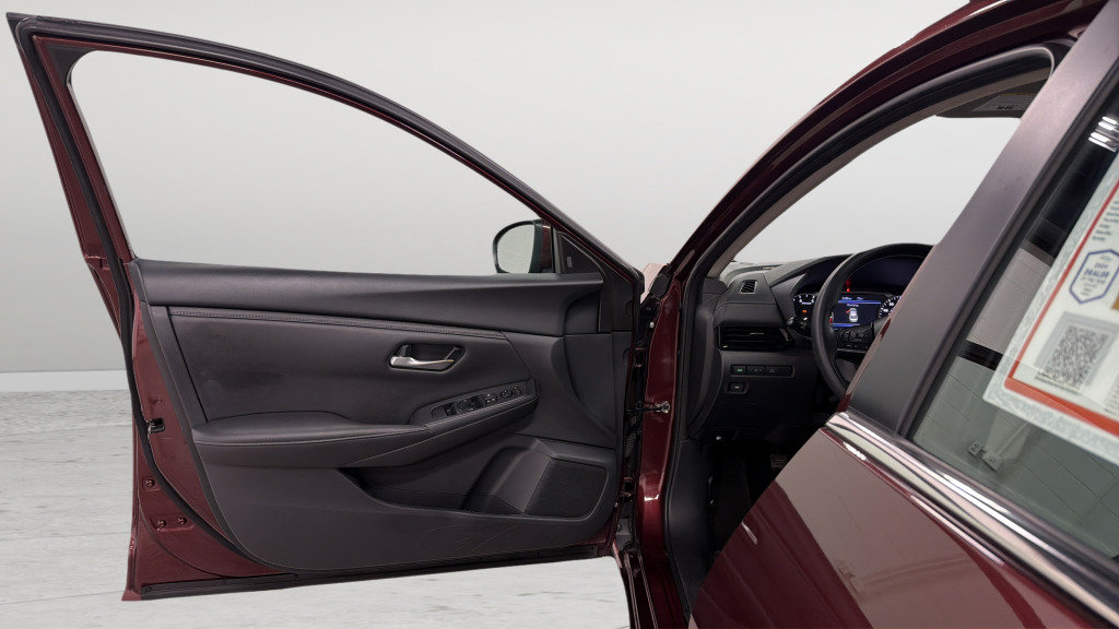 Used 2024 Nissan Sentra SV FWD image 14