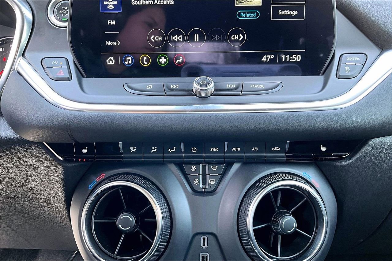 Used 2024 Chevrolet Blazer LT image 17