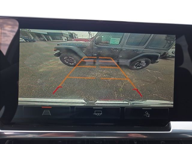 Used 2026 GMC Sierra 1500 SLE w/ Preferred Package image 33