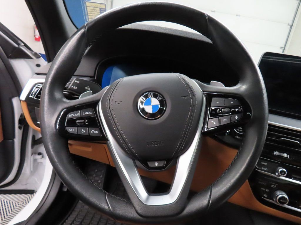Used 2022 BMW 530i xDrive image 37