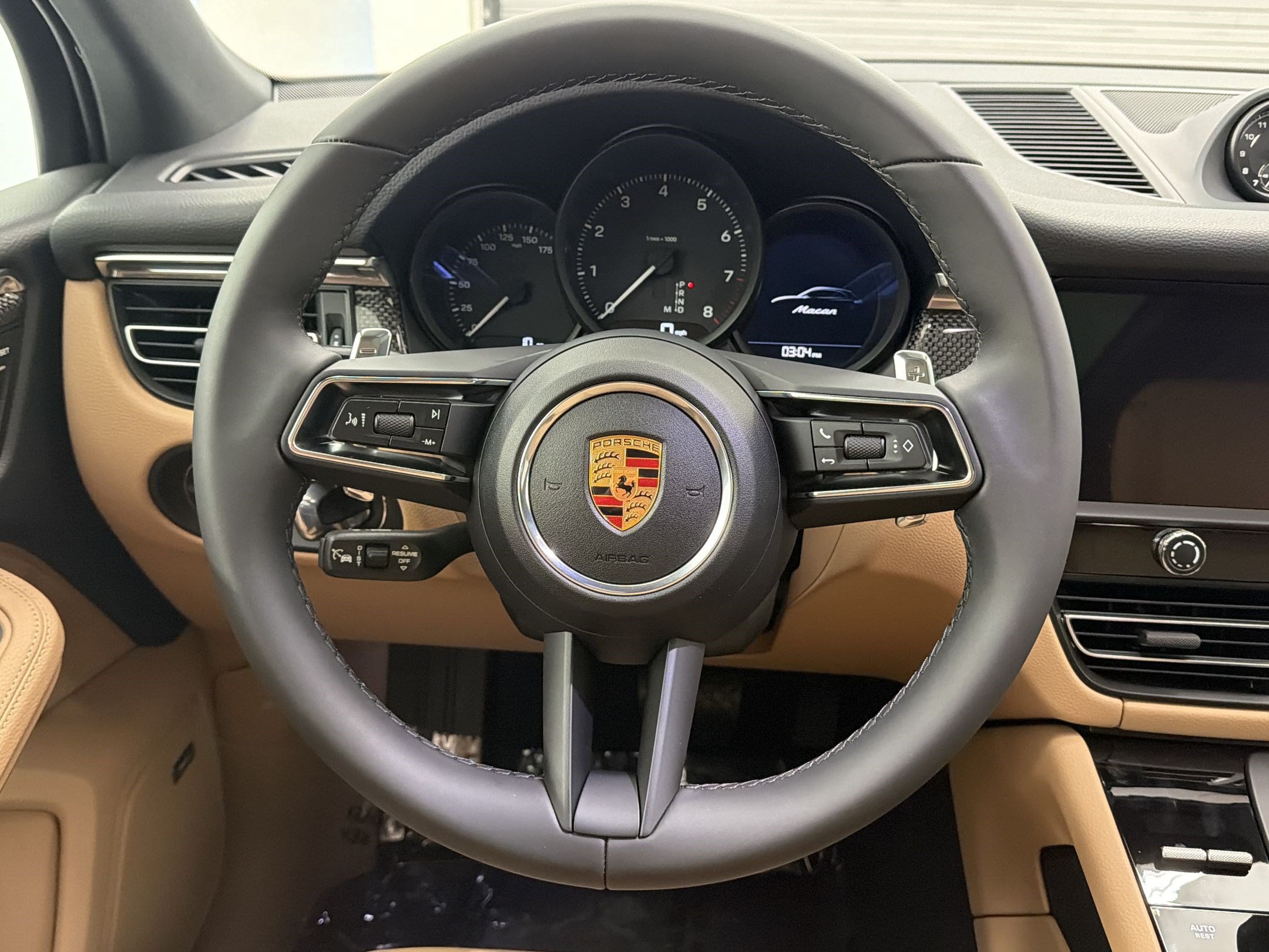 New 2026 Porsche Macan AWD/4WD image 16
