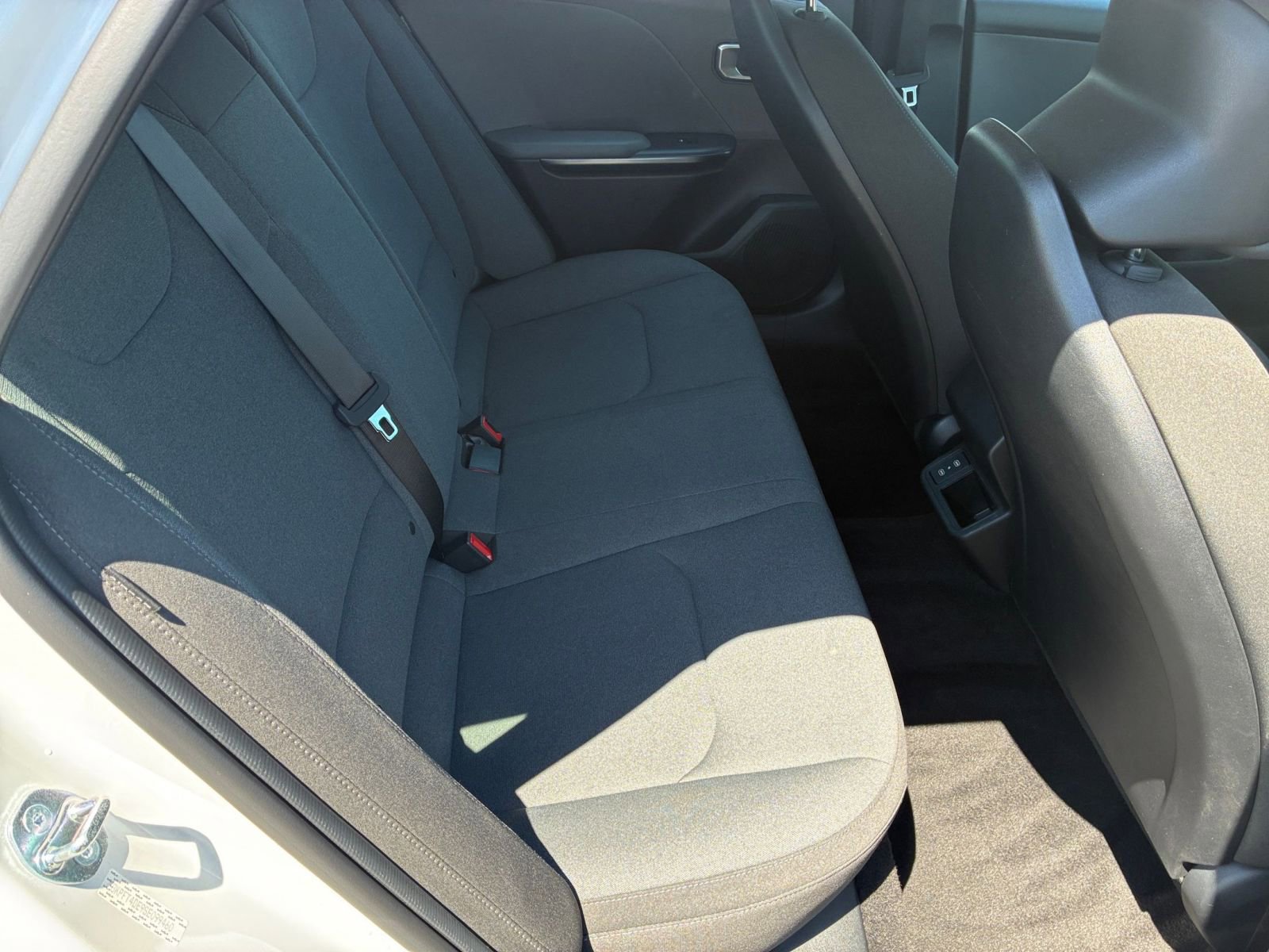Used 2025 Kia K4 FWD image 37