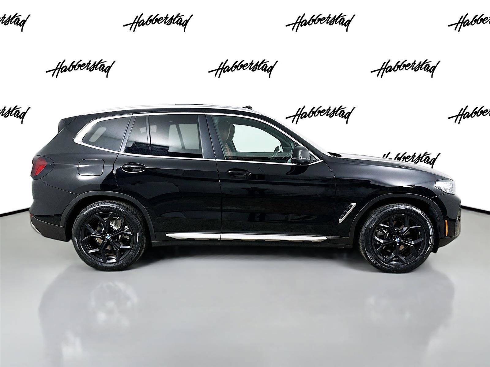 Used 2023 BMW X3 xDrive30i w/ Convenience Package image 4