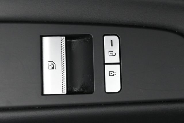 Used 2025 Genesis GV80 2.5T Standard AWD/4WD image 46