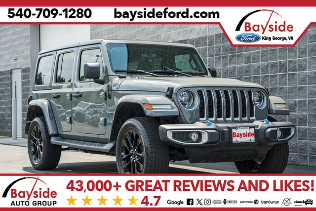 Used 2023 Jeep Wrangler Unlimited Sahara w/ Cold Weather Group AWD/4WD image 1