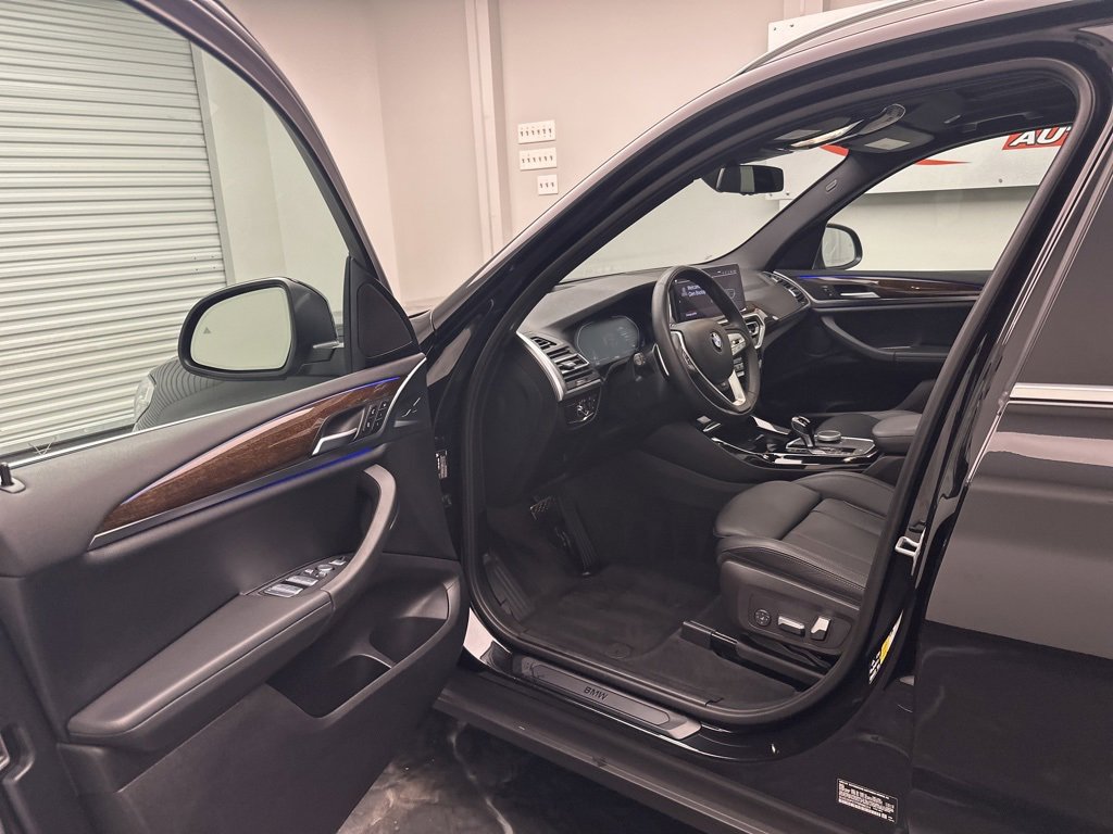 Used 2023 BMW X3 xDrive30i w/ Premium Package image 5