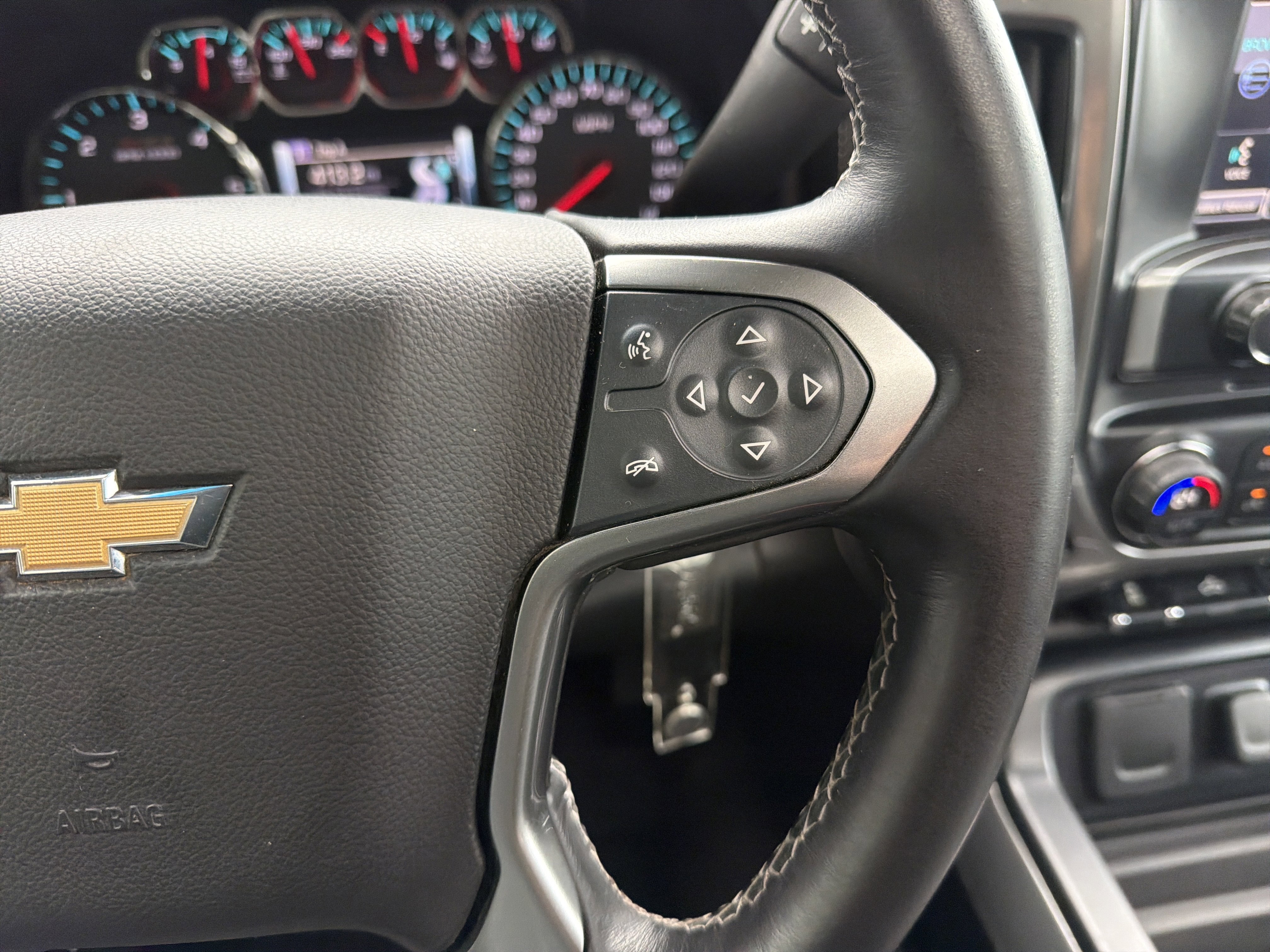 Used 2015 Chevrolet Silverado 1500 LTZ Z71 w/ Driver Alert Package AWD/4WD image 20