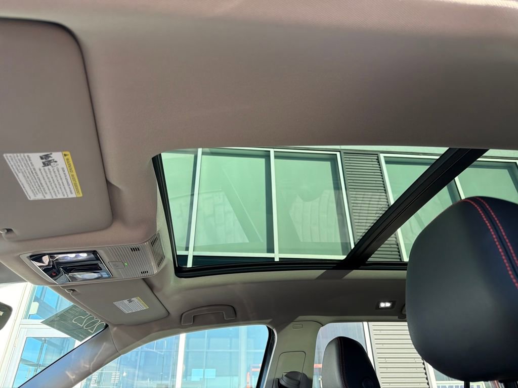 Certified 2025 Volkswagen Atlas Peak Edition SE image 23