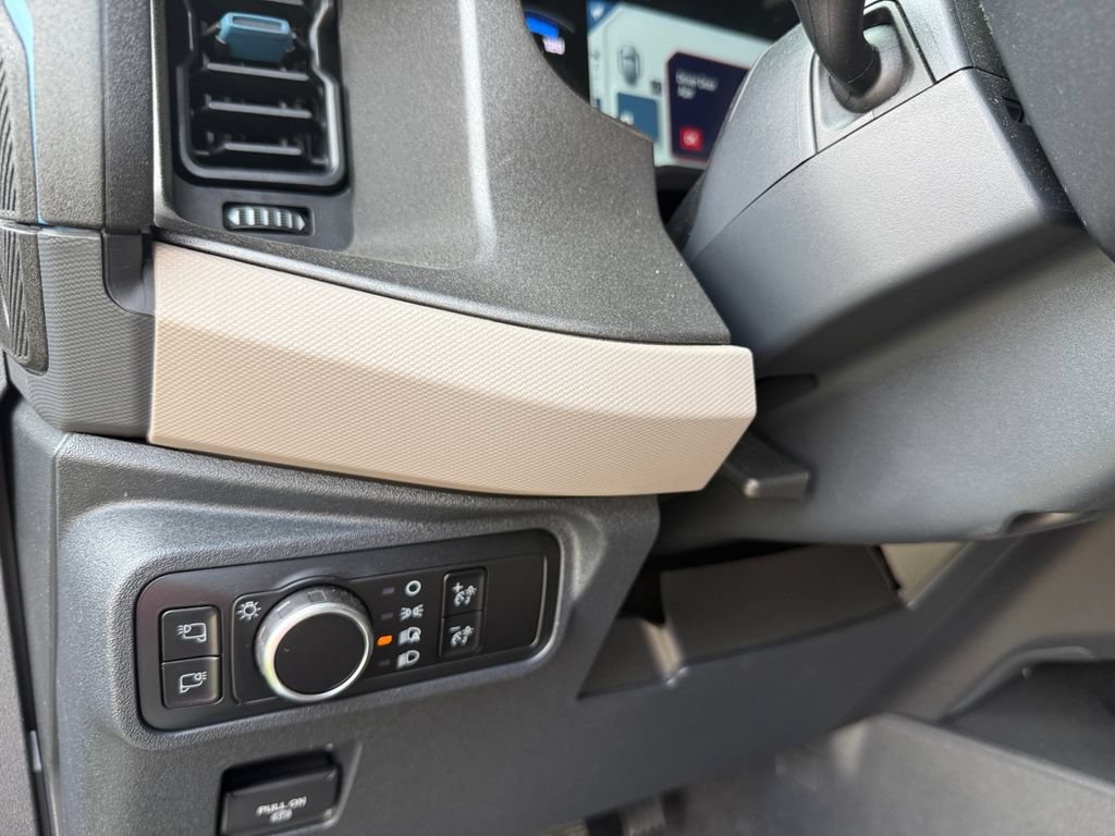 Used 2024 Ford Bronco Wildtrak AWD/4WD image 18
