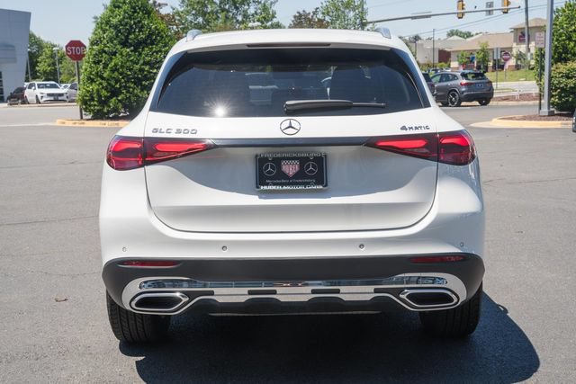 Certified 2025 Mercedes-Benz GLC 300 4MATIC w/ Driver Assistance Package image 6