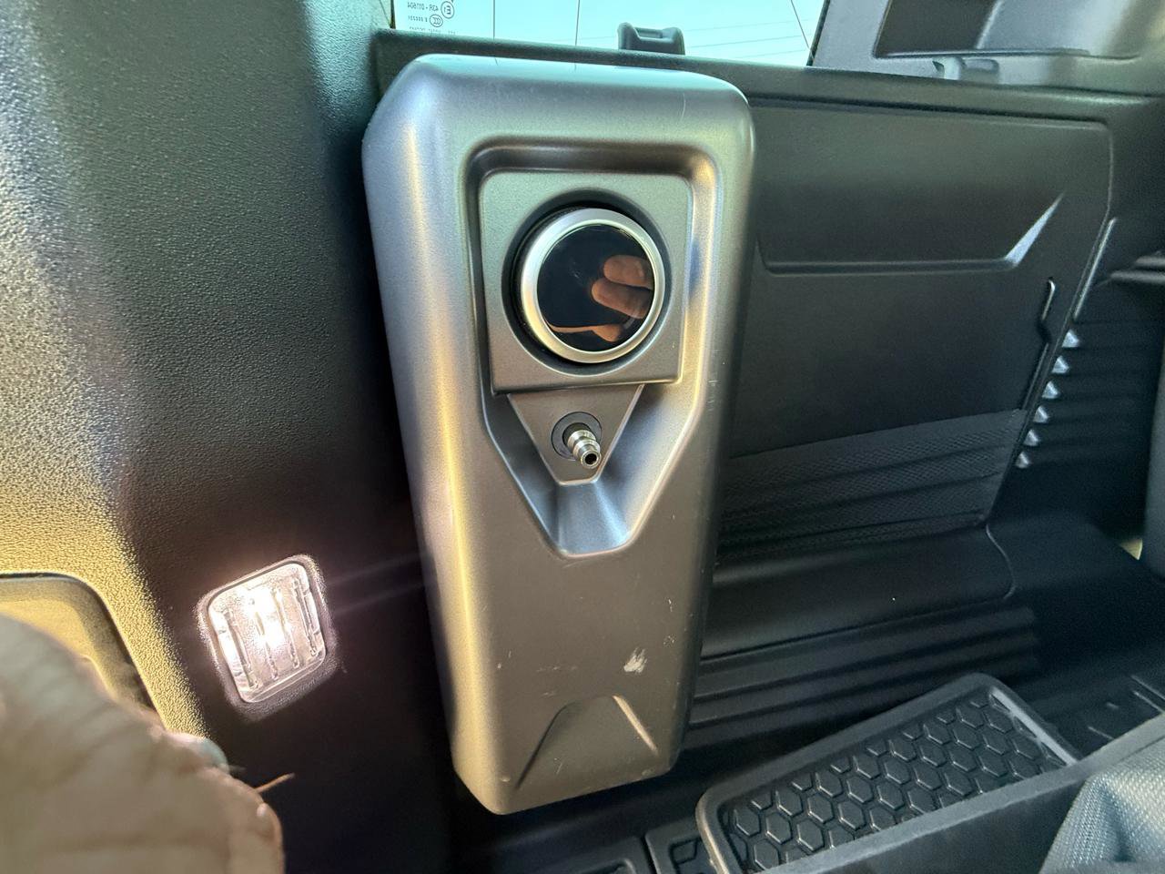 Used 2023 Land Rover Defender 110 X image 36