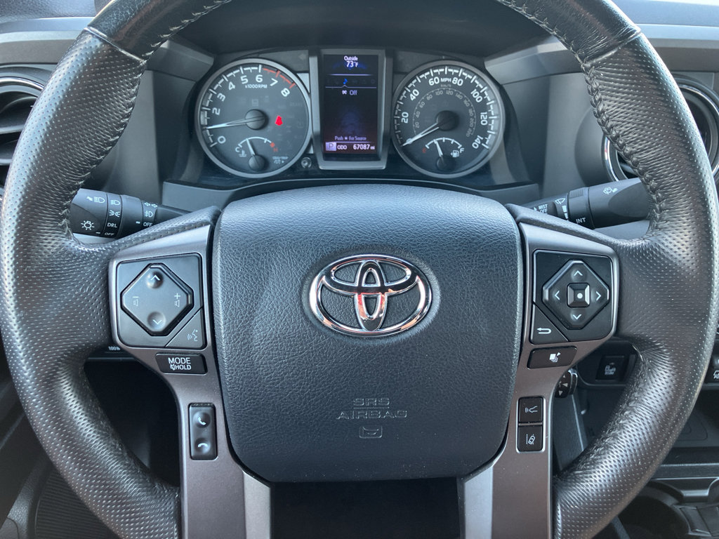 Used 2019 Toyota Tacoma TRD Off-Road w/ Technology Package AWD/4WD image 18