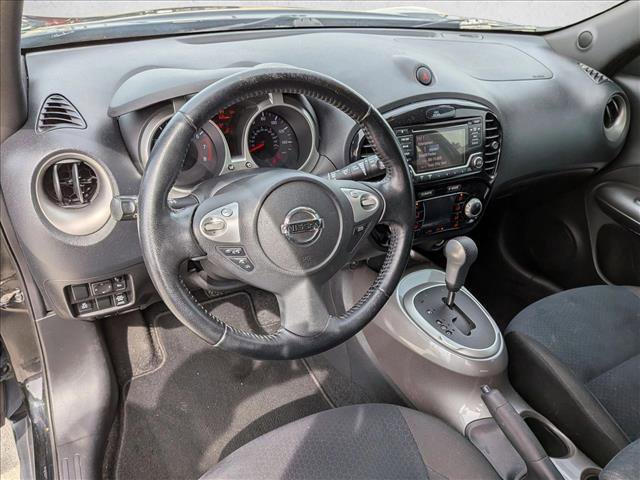 Used 2015 Nissan Juke SV w/ Cold Weather Package image 10