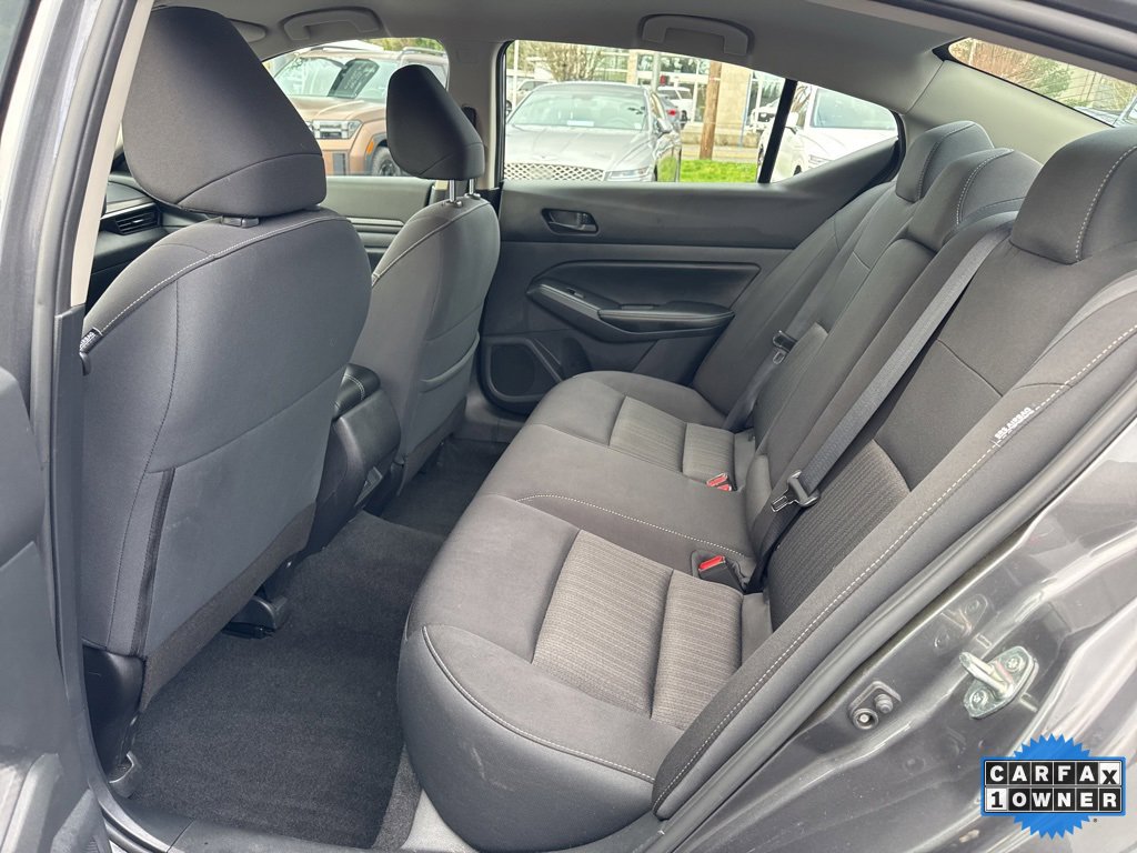 Used 2024 Nissan Altima 2.5 SV image 32