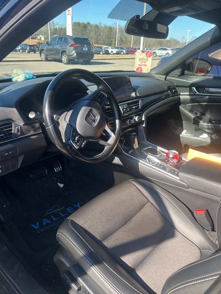 Used 2022 Honda Accord Sport image 9