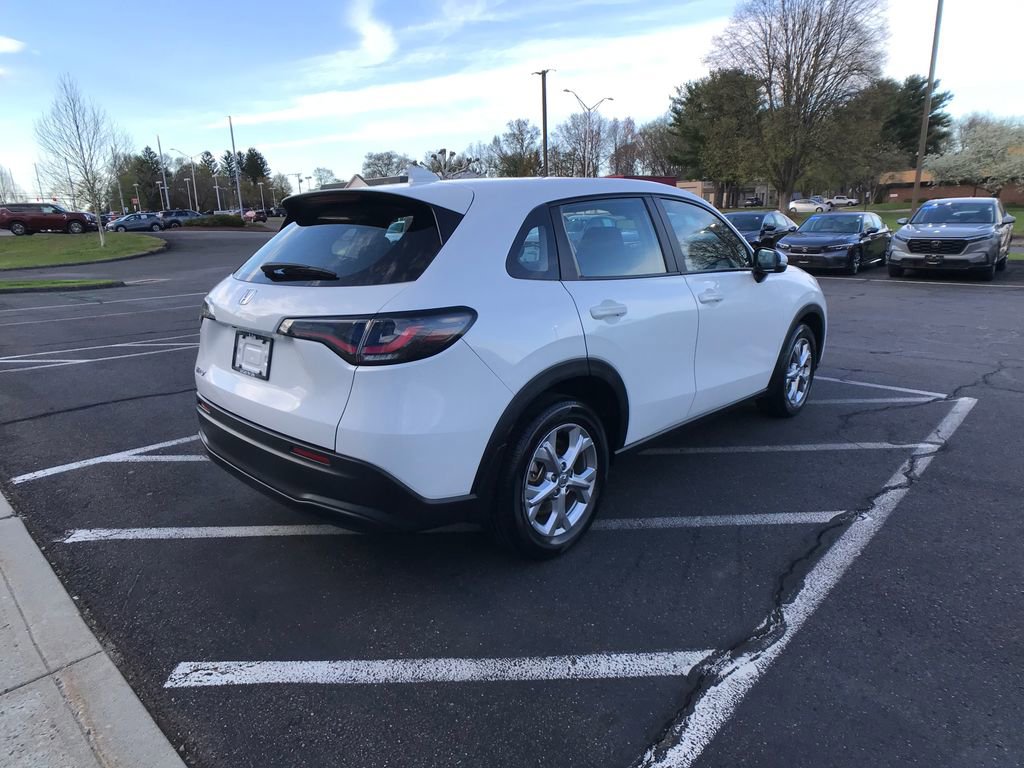 Certified 2023 Honda HR-V LX image 14
