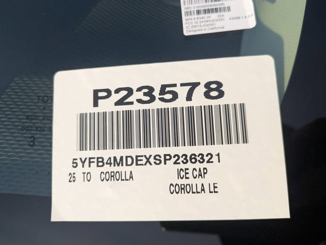 Used 2025 Toyota Corolla LE image 31