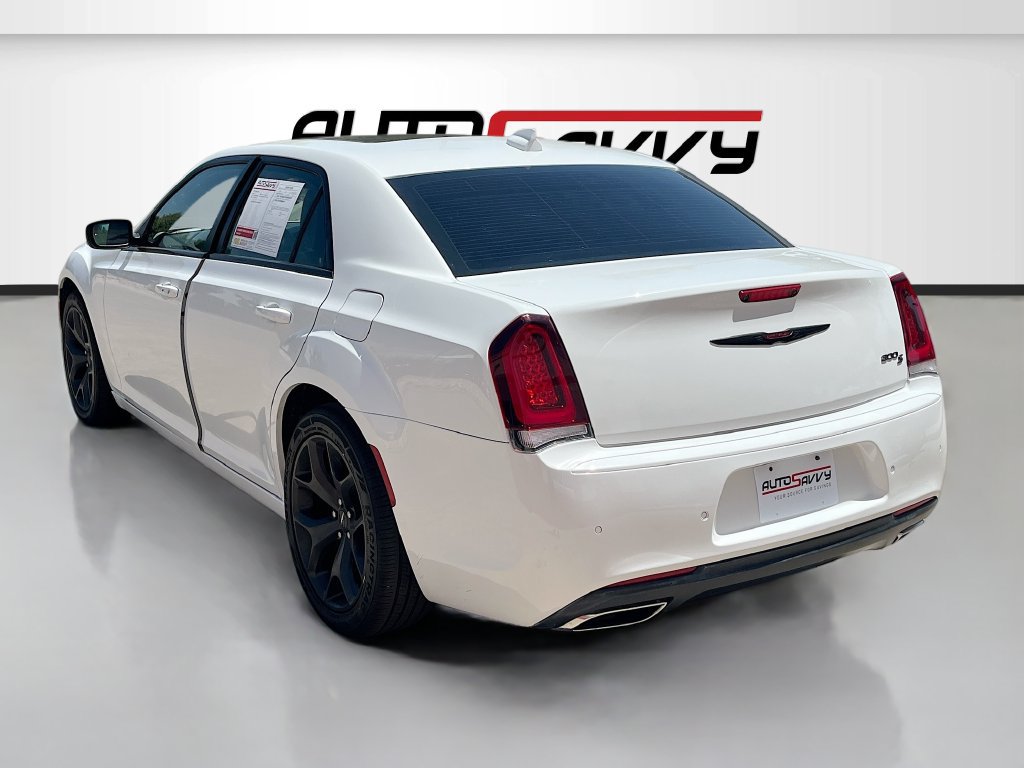 Used 2023 Chrysler 300 S RWD image 5