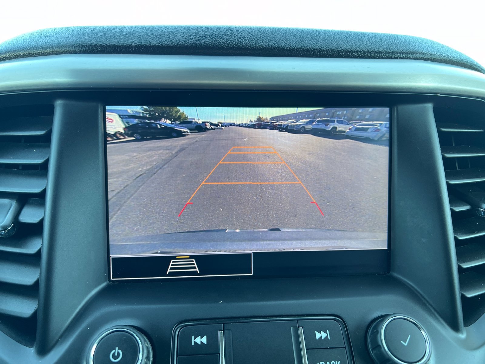 Used 2021 GMC Acadia SLE w/ Driver Convenience Package AWD/4WD image 15