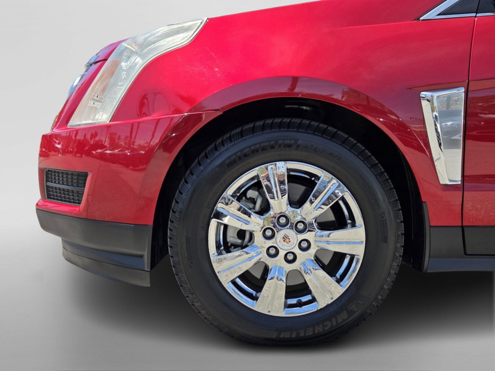 Used 2015 Cadillac SRX Luxury w/ Driver Awareness Package FWD image 12