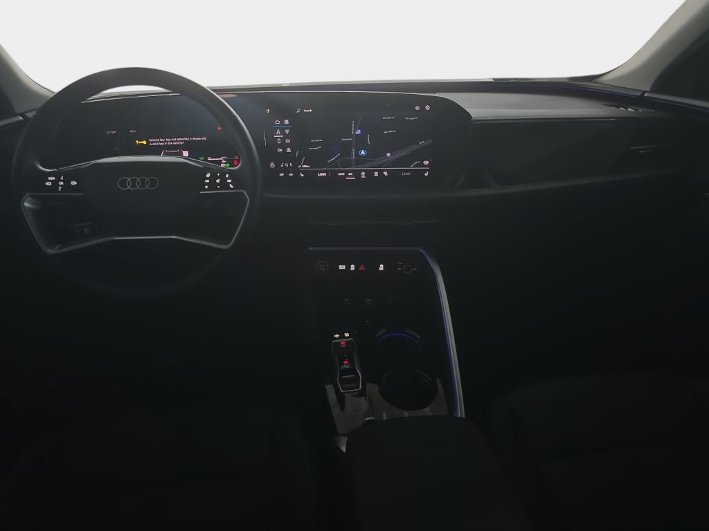 Certified 2025 Audi Q5 Premium w/ Convenience Package AWD/4WD image 9