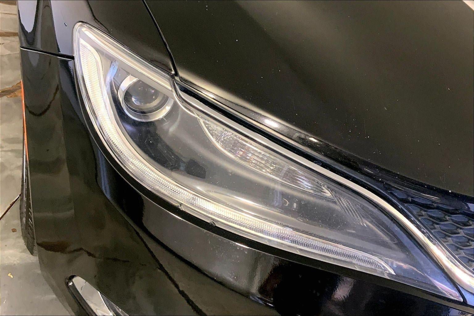 Used 2017 Chrysler 200 Limited Platinum w/ Mopar Interior Package FWD image 26