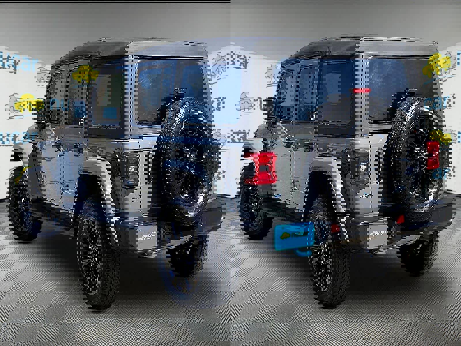 Used 2023 Jeep Wrangler Sahara w/ Cold Weather Group image 4