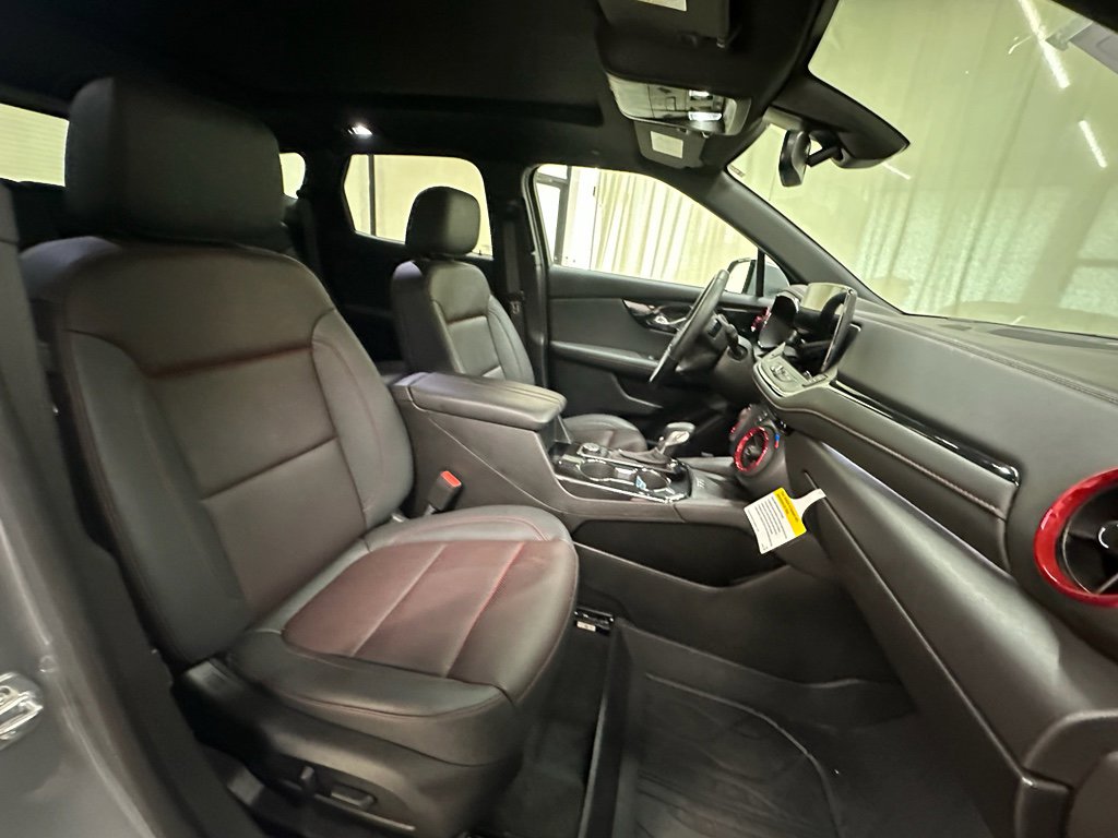 Certified 2025 Chevrolet Blazer RS w/ Enhanced Convenience Package image 27