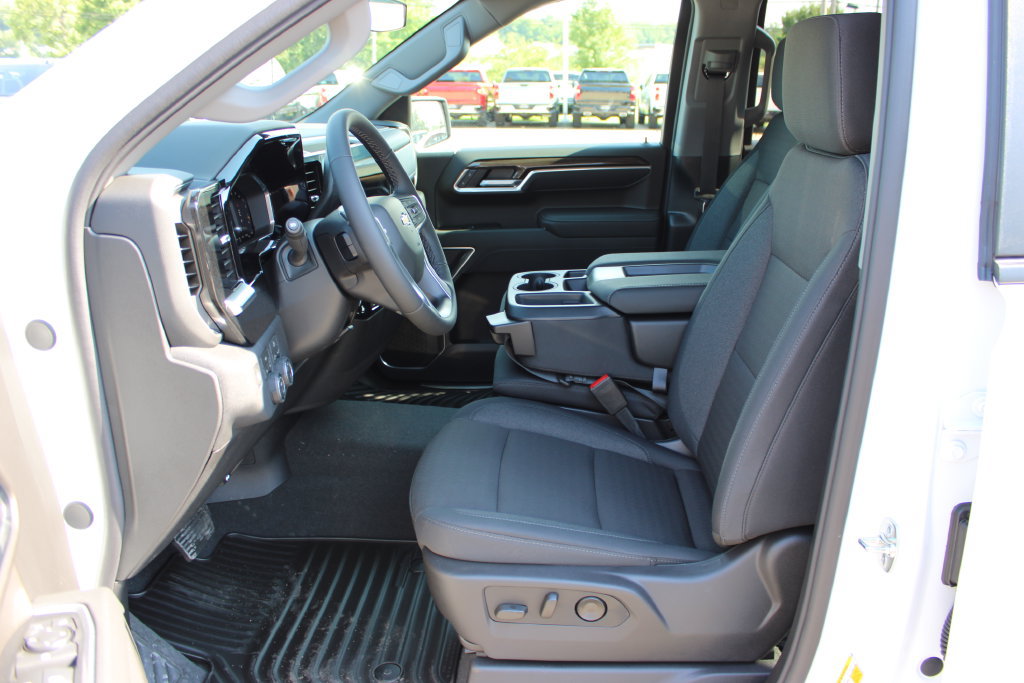 New 2026 Chevrolet Silverado 1500 LT AWD/4WD image 13