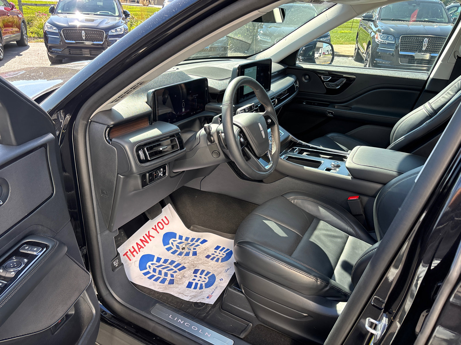 New 2025 Lincoln Aviator Reserve w/ Illumination Package image 25