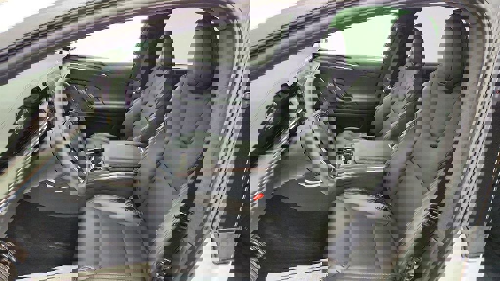 Used 2024 Tesla Model X image 26