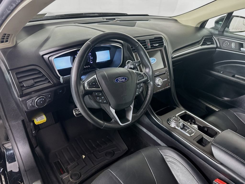 Used 2018 Ford Fusion Titanium AWD/4WD image 30
