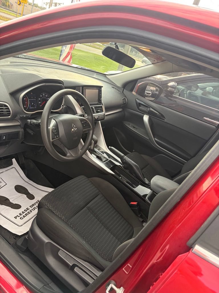 Used 2020 Mitsubishi Eclipse Cross ES FWD image 6