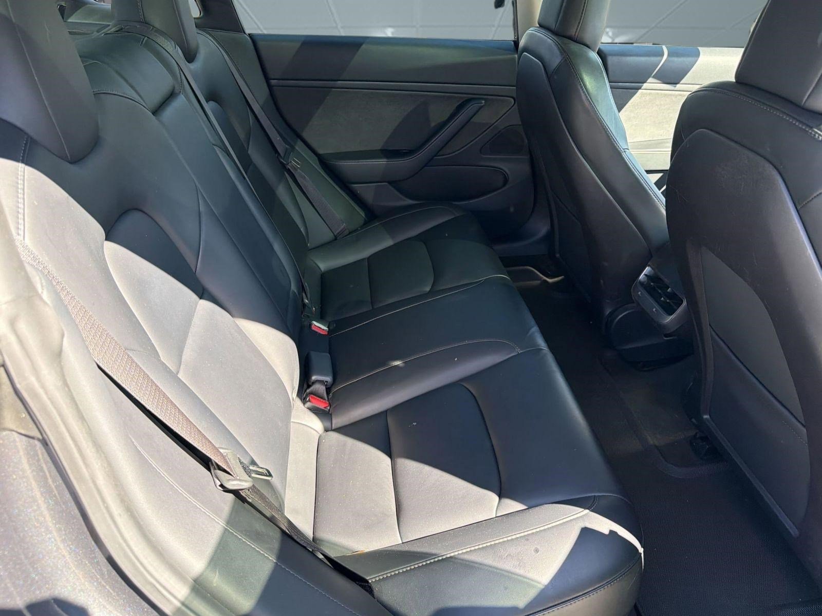 Used 2019 Tesla Model 3 Long Range image 27